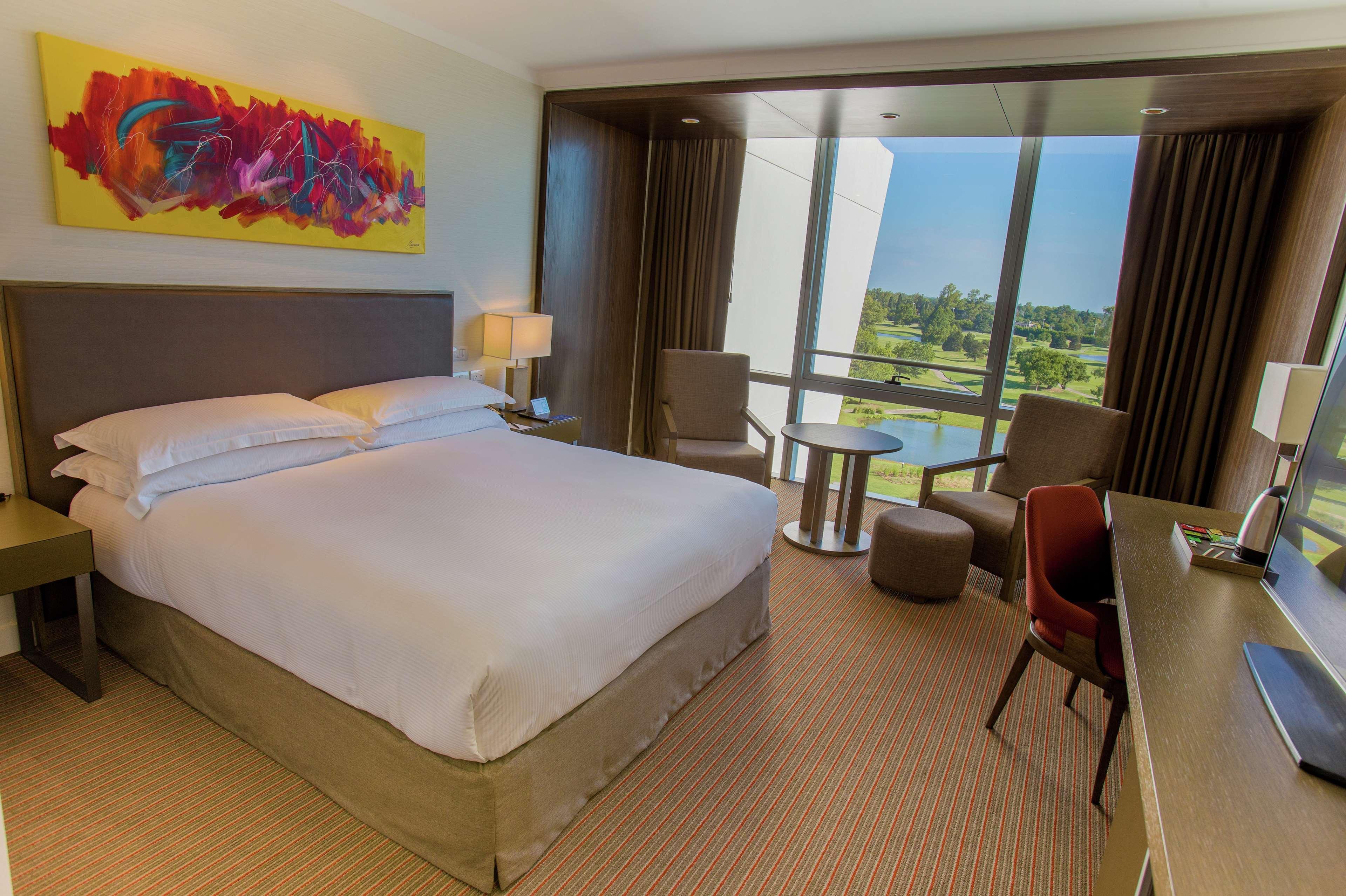 Hilton Pilar Hotell Eksteriør bilde