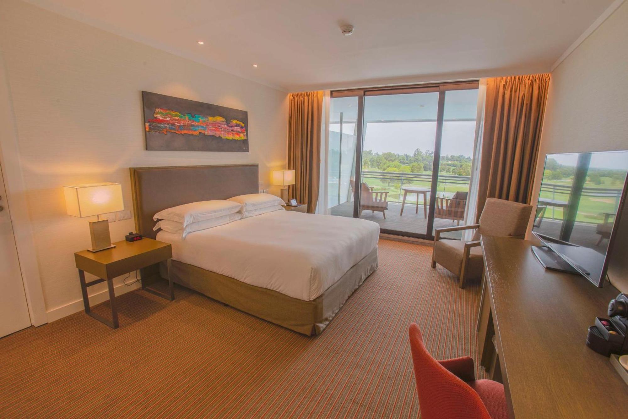 Hilton Pilar Hotell Eksteriør bilde